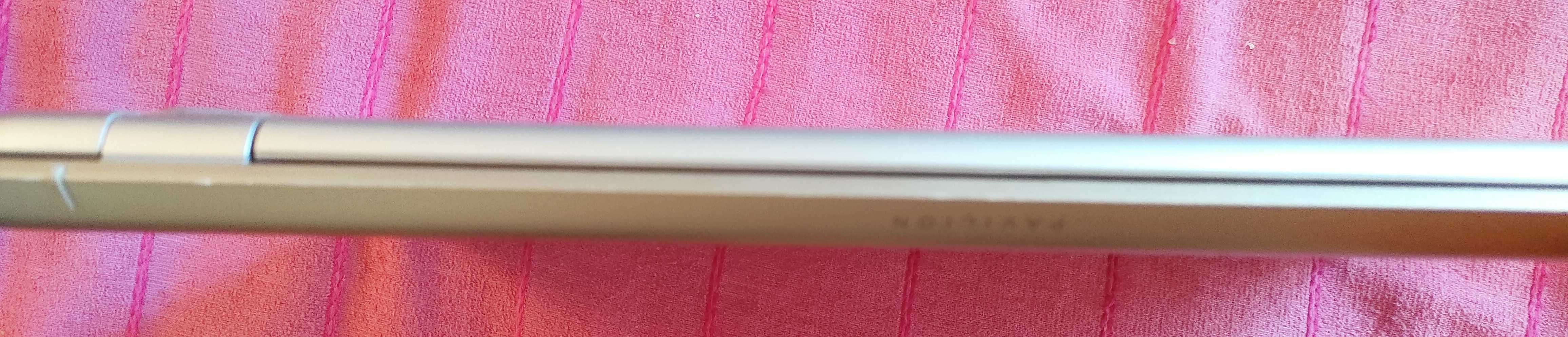 Ультрабук HP PAVILION 14-bk 7gen ddr4 8GB 128GB АКБ Зарядка гарн. стан