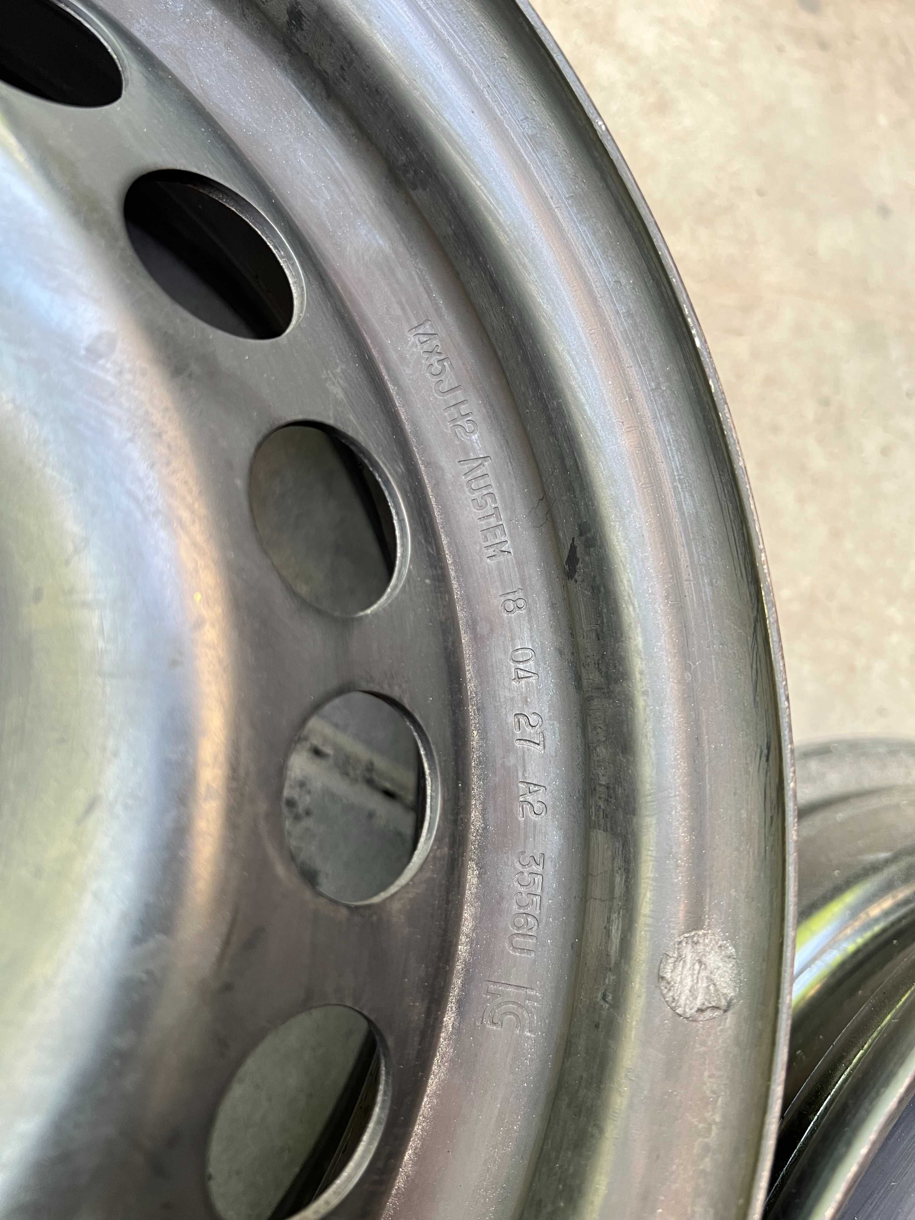 Felgi stalowe z czujnikami 5J x 14H2 4x100 ET38 Skoda Seat Opel - 2szt