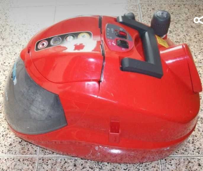 Aspirador completamente novo com os acessórios