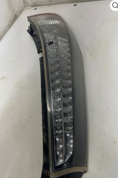 Farolim trás esquerdo Mítsubishi Grandis