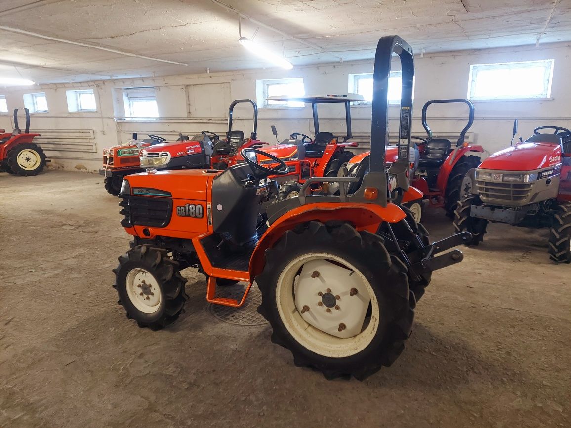 Traktorek japoński 4x4 Kubota GB 180 wspomaganie 18 km