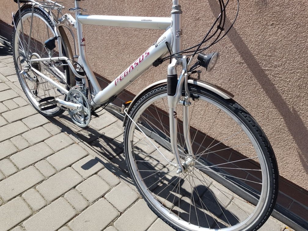 Rower trekkingowy PEGASUS koła 28 rabat ALUMINIUM SHIMANO  WYSYŁKA