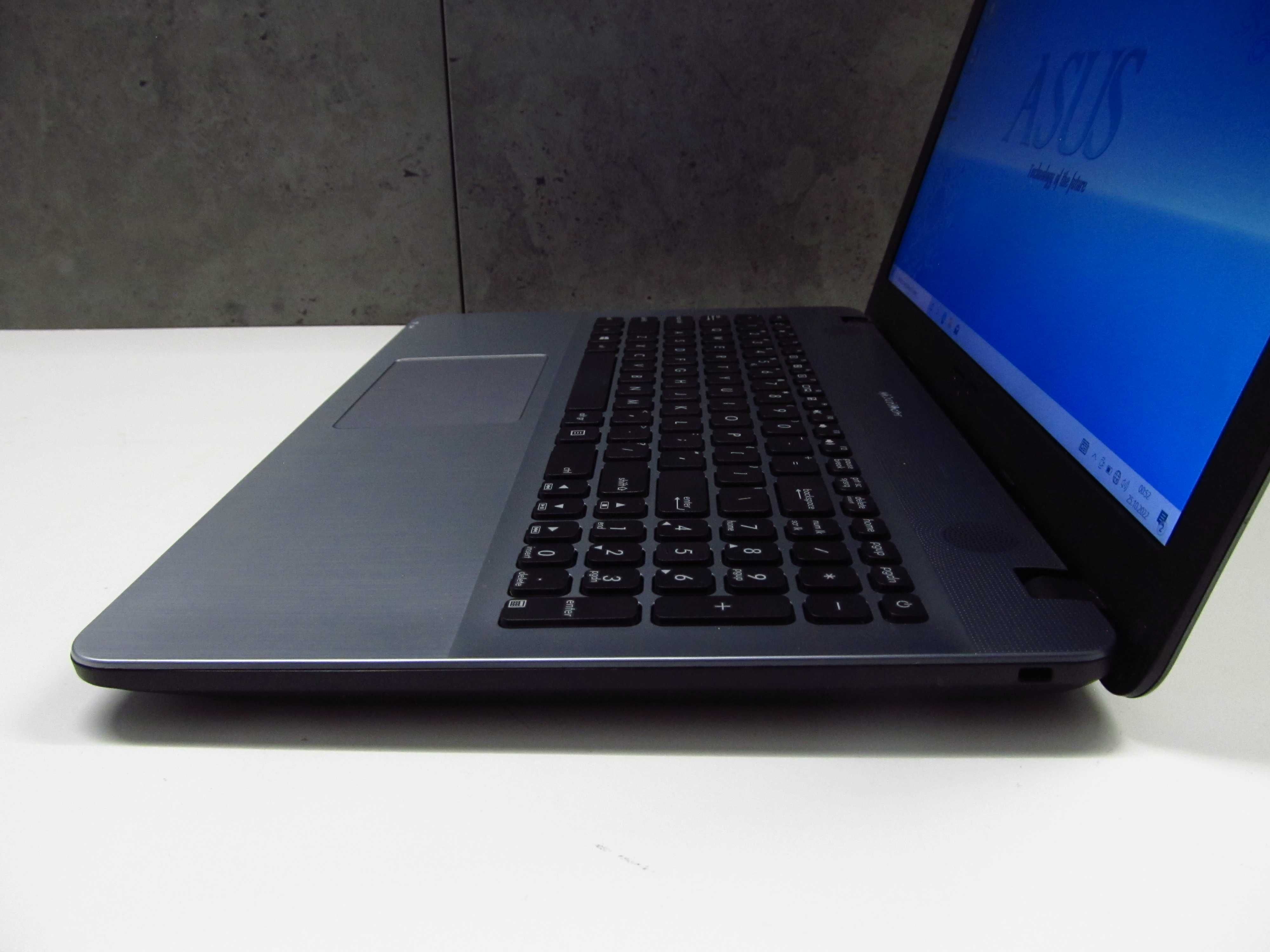 Laptop Asus A541 ViviBook i5 6198DU ram 8GB dysk 128 SSD Full HD