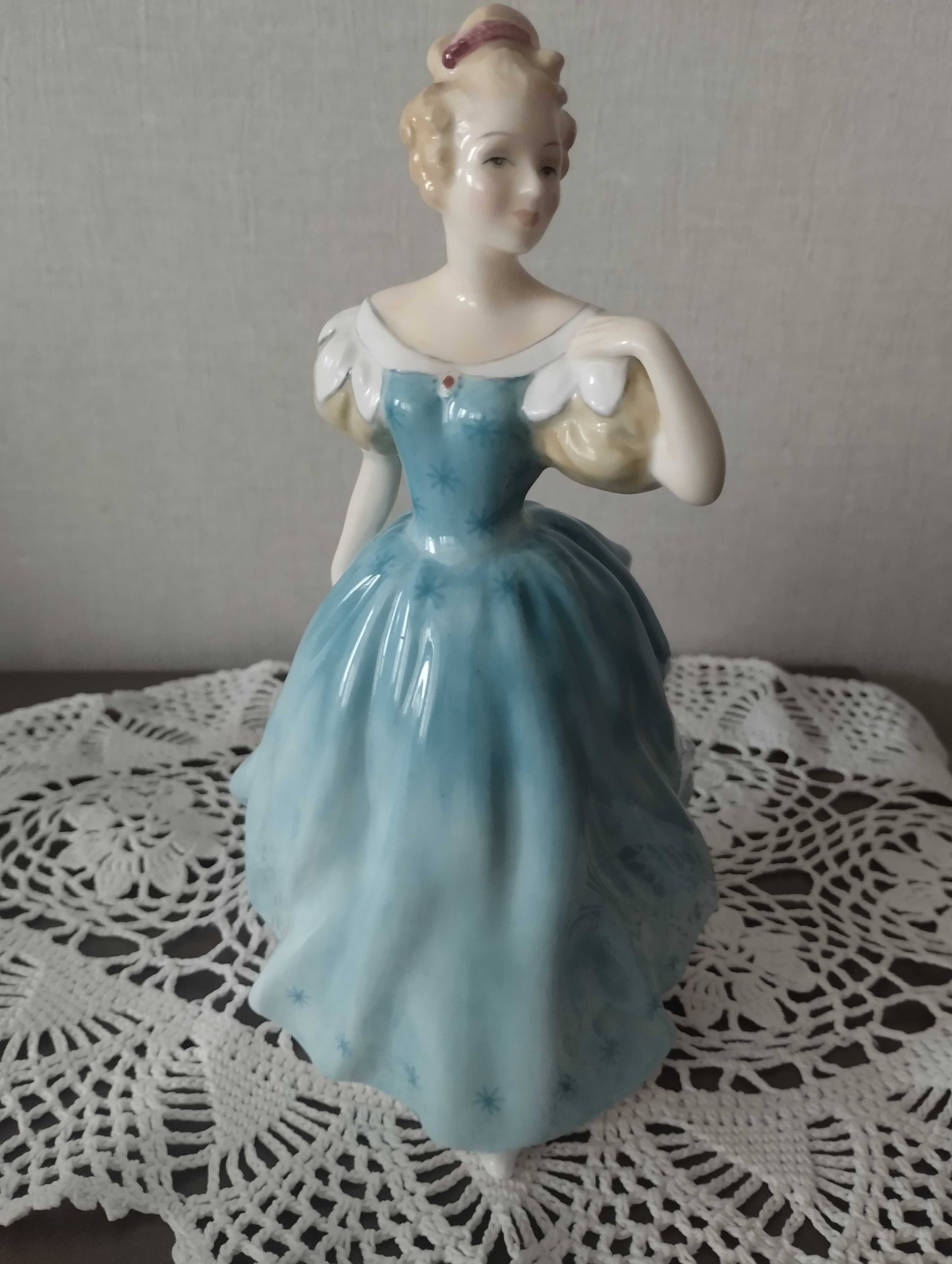 Статуэтка Royal Doulton, костяной фарфор