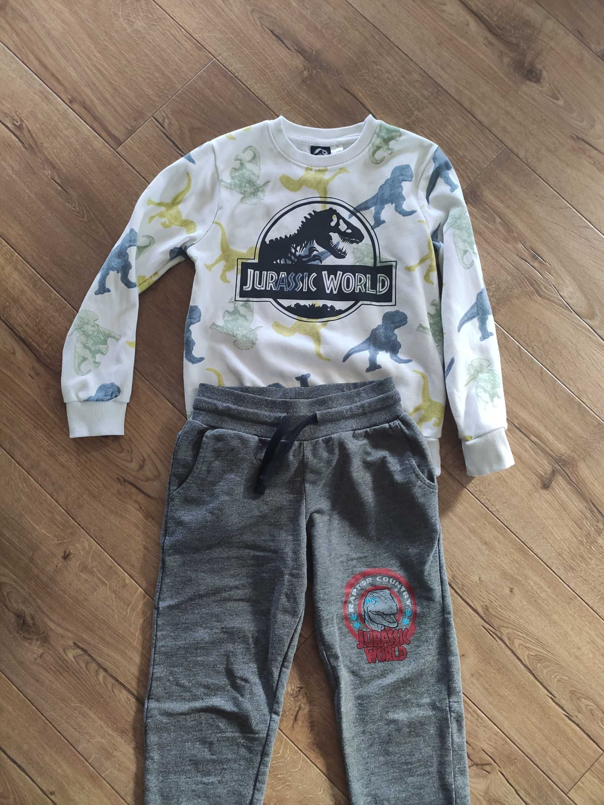 Dres jurassic world dinozaury 122/128