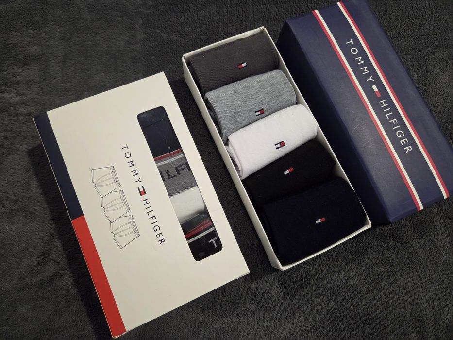 Meski zestaw Bokserki r.M skarpetki r.39-42