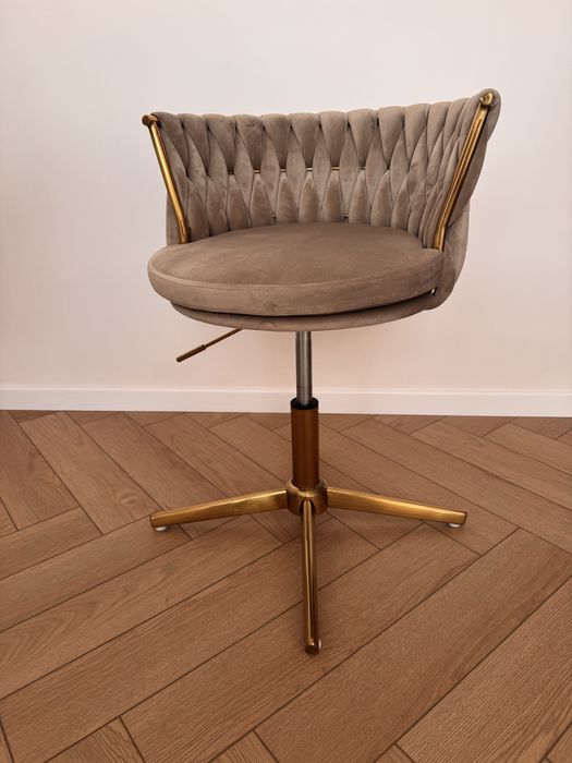 2 krzesla glamour bezowe