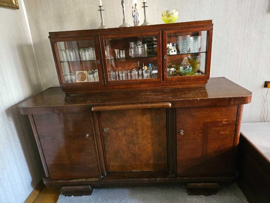 Kredens stary - przedwojenny