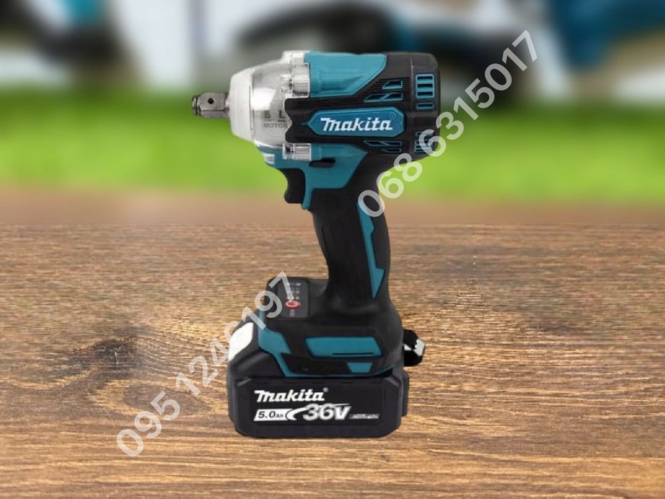 Гайковерт аккумуляторный Makita DTW301 с набором инструментов макита