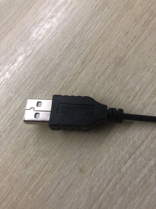 Комп’ютерная мышкы, logitech b100