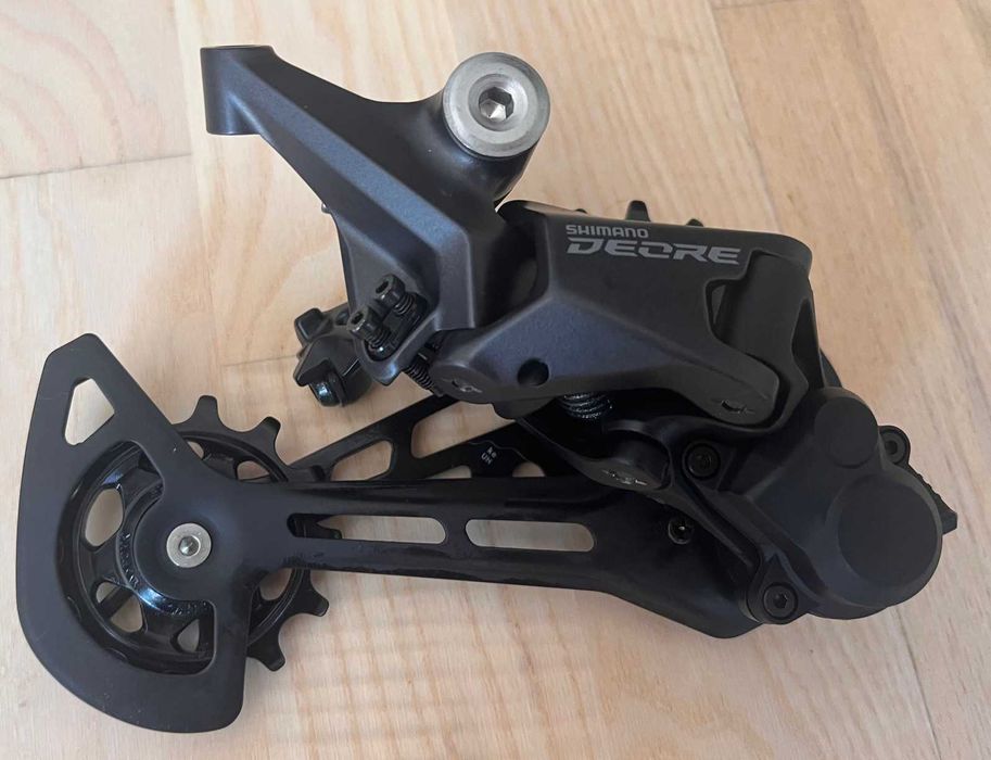 Shimano Deore RD-M 5100 Przerzutka tylna SHADOW RD+ 1 x 11 s 11-51 rdm