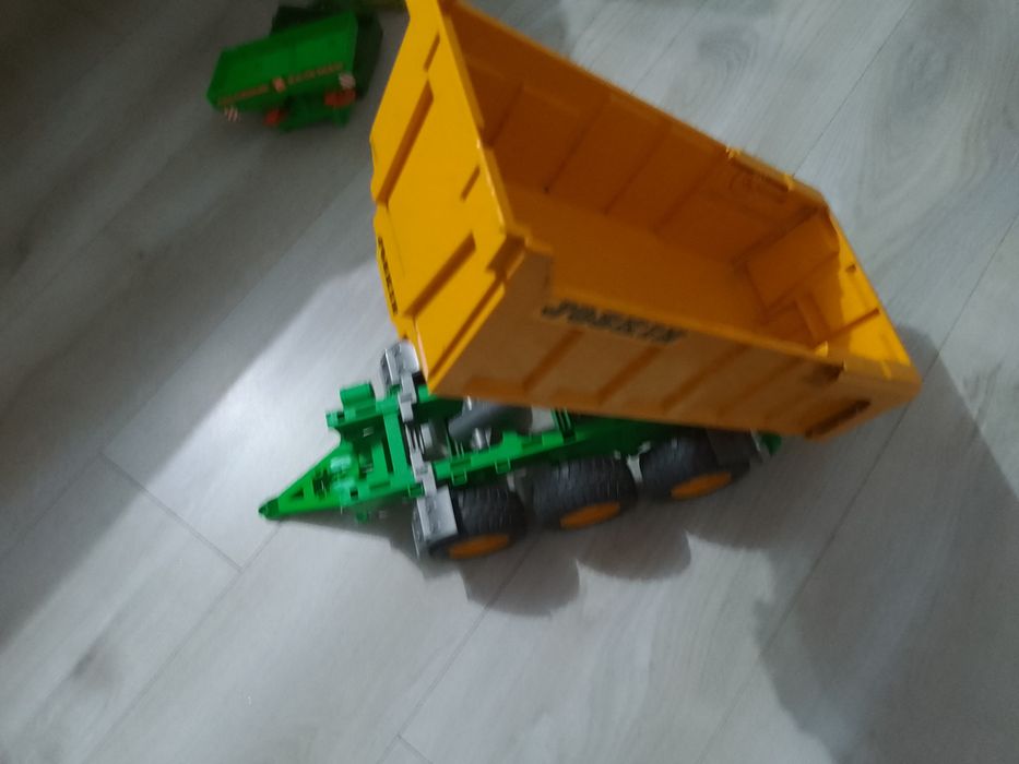 Sprzedam przyczepę firmy bruder