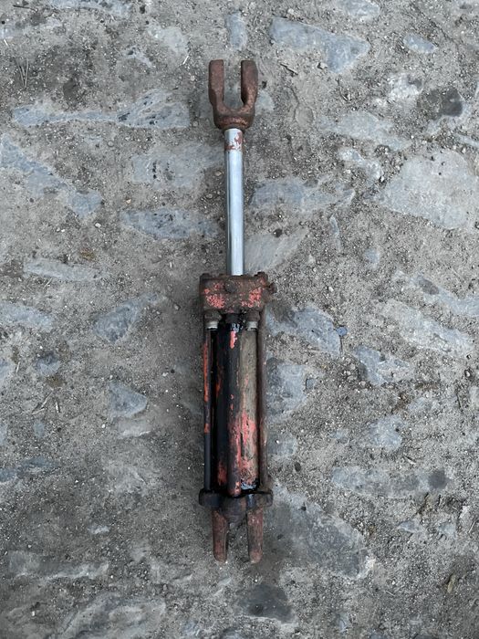 Гідроцилінд ЦС-75