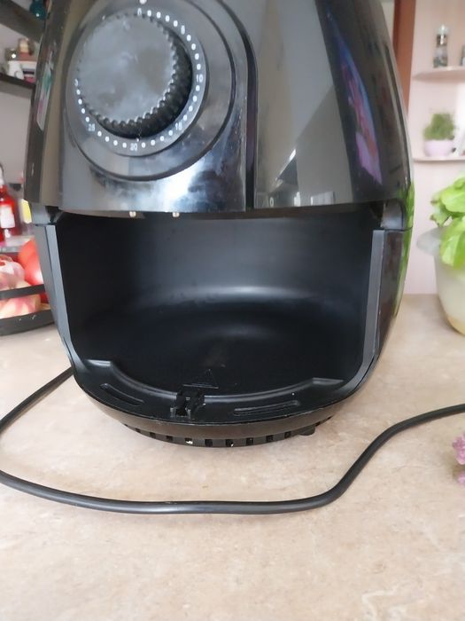 Air fryer Łucznik