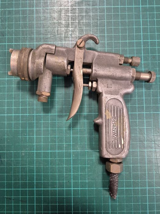 Pistolet lakierniczy WAN12