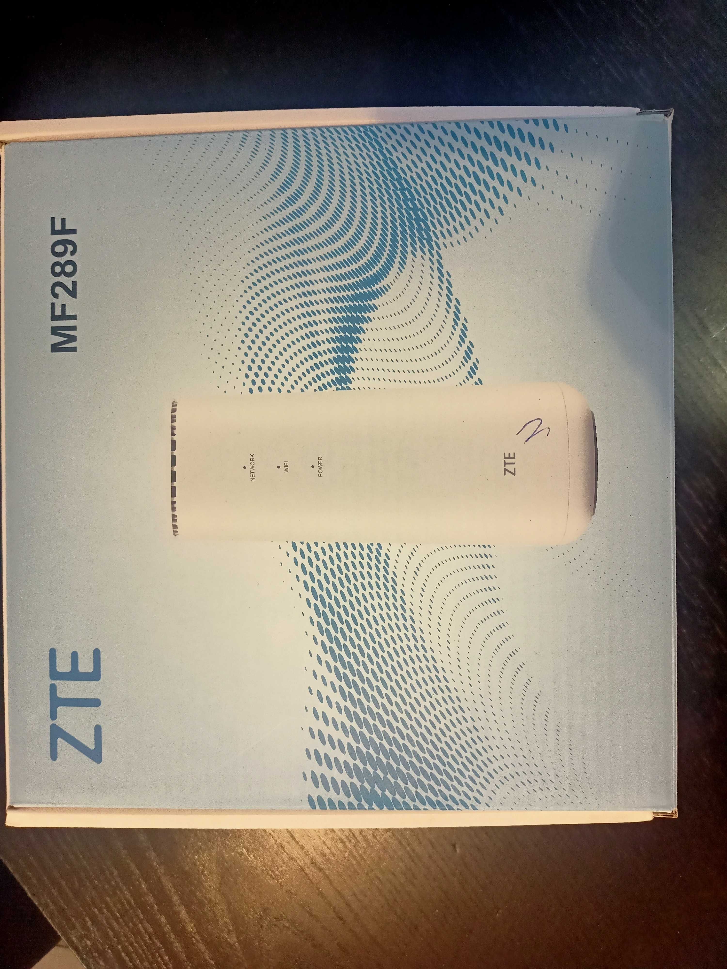Router ZTE 289 F router  LTE cat 20