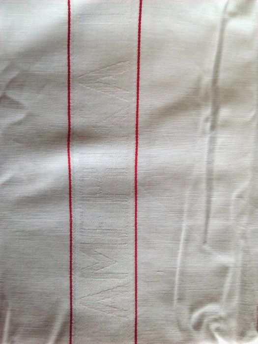 Obrus z mesy statku linii transatlantyckiej z 1928 r.