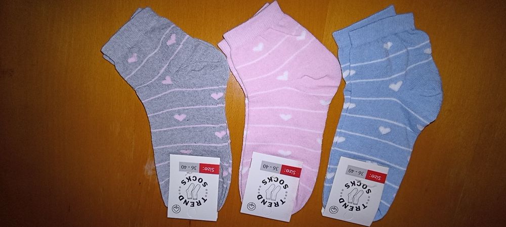 Шкарпетки чоловічі, жіночі