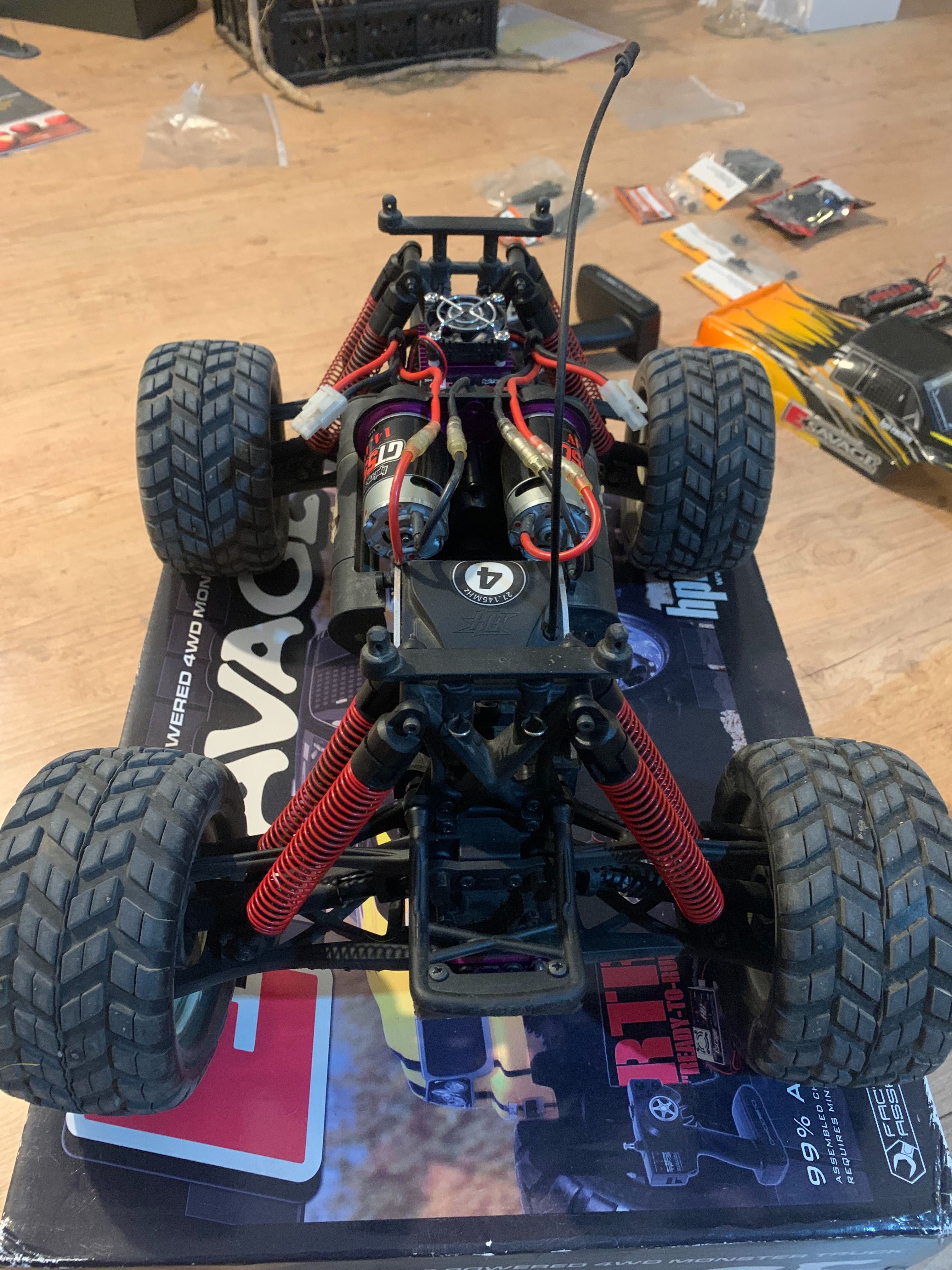 Sprzedam RC model elektryczny HPI Racing E-Savage + drugi na części !!