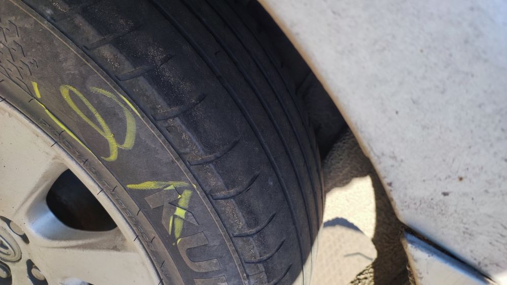 Резина летняя Kumho б/у 215/60 r 16