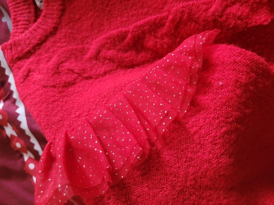 Sweterek czerwony  dziewczęcy98/104