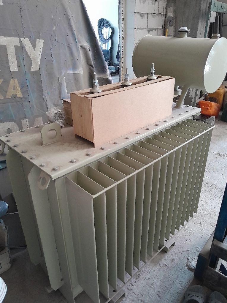 Трансформатор 6000/380V  250KVA