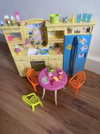 Kuchnia Barbie stół krzesła meble akcesoria jedzenie Mattel