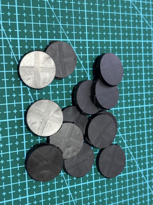 Na sprzedaż: miniatury Kestrel Colonial Force do gry Infinity