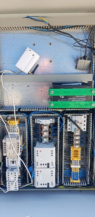 skrzynka sterownicza rozdzielnica elektryczna, sterująca