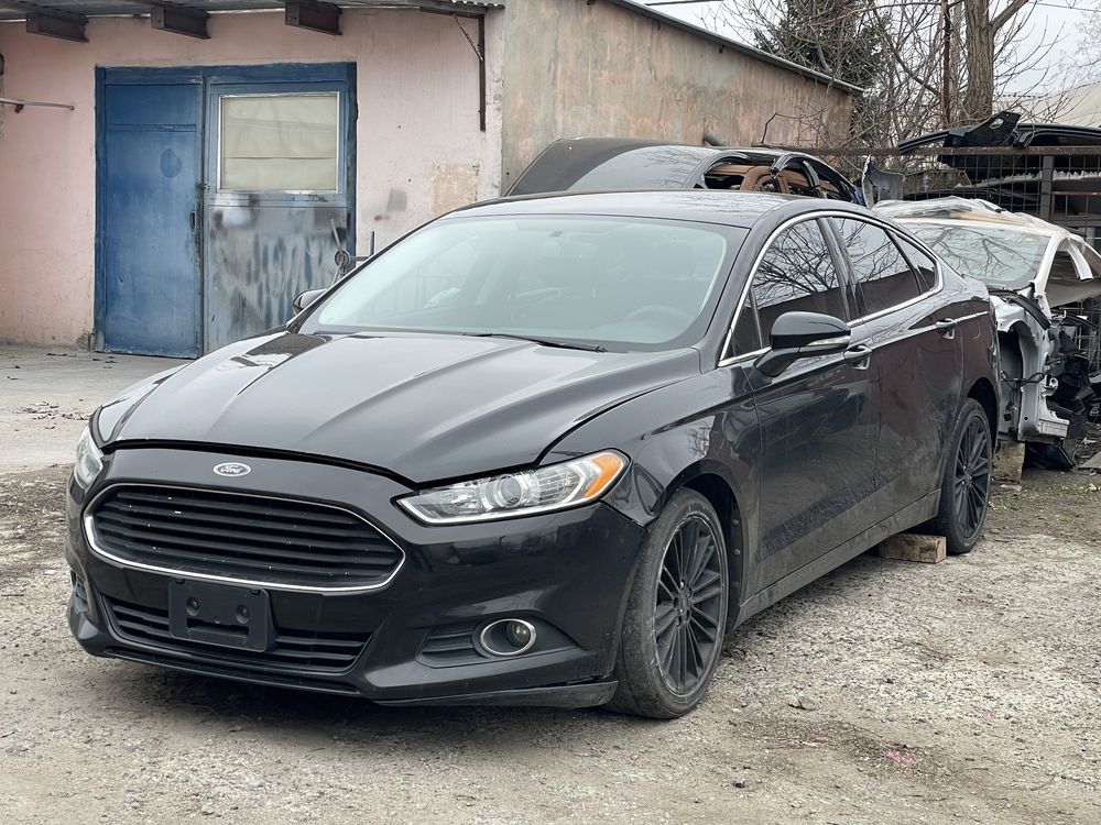 Разборка форд фьюжн Ford Fusion запчасти двери, стекла