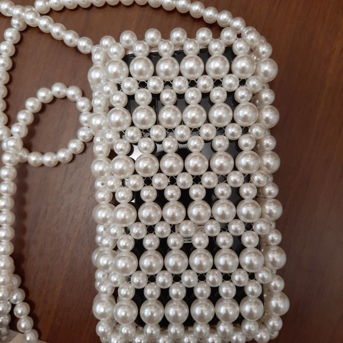 сумочка для телефону із перлин намистин