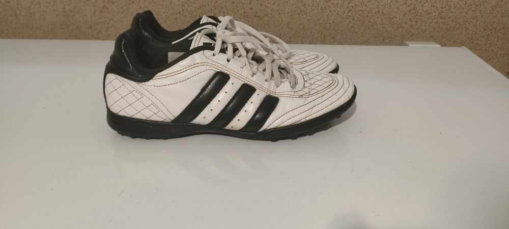 Sprzedam turfy rozmiar 41