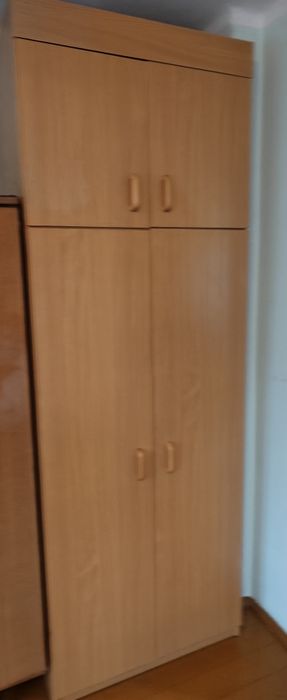 Szafa ubraniowa. Szafa narzędziowa Regał