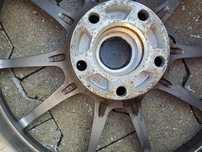 Alutec bmw 5x120  felga aluminiowa