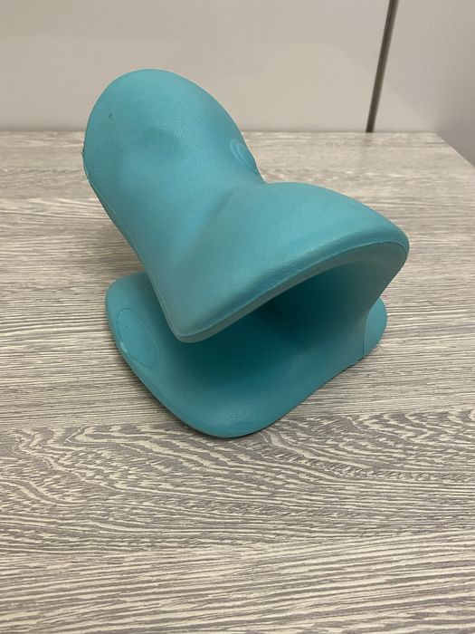 Массажная подушка для шеи релаксатор