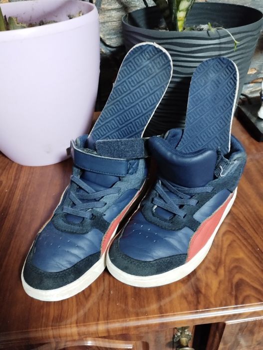 Кросівки на хлопчика