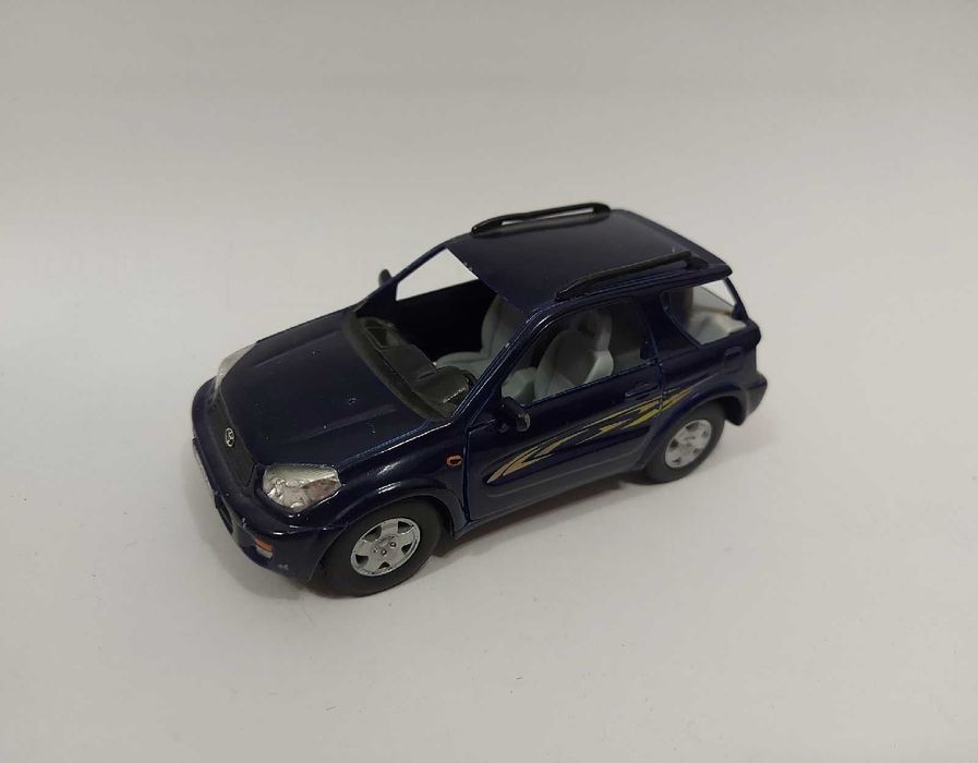 Коллекционные модели машин Назад в будущее Kinsmart