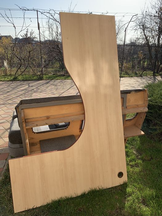 Стіл угловий для занять