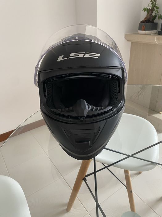 Capacete moto LS2