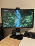 Zestaw / Komputer DELL, Monitor 24”, kamerka logi