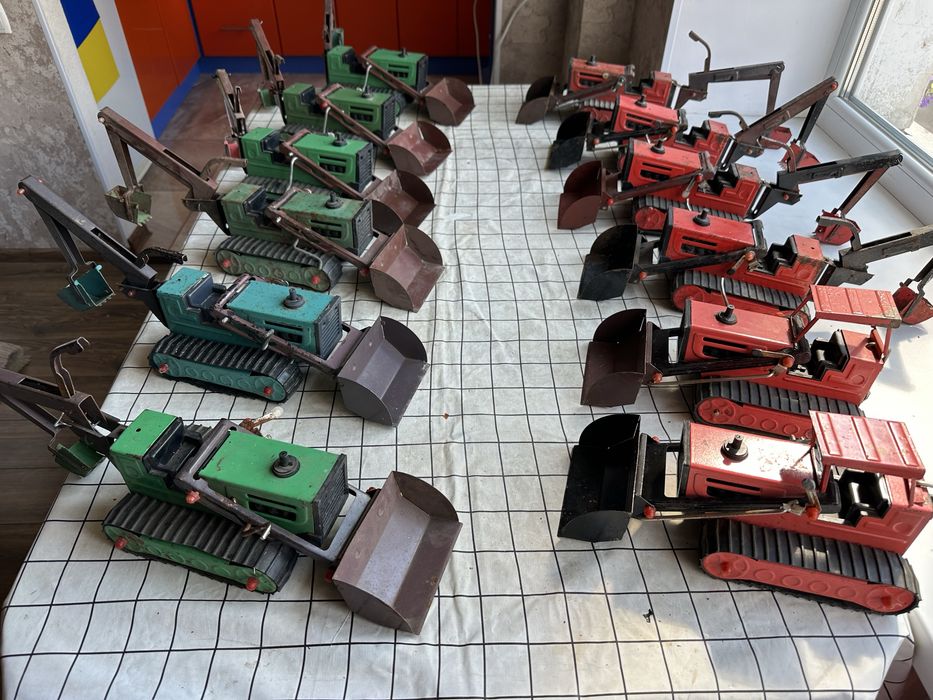 Игрушка ссср Трактор