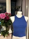 Crop top kolor kobaltowy