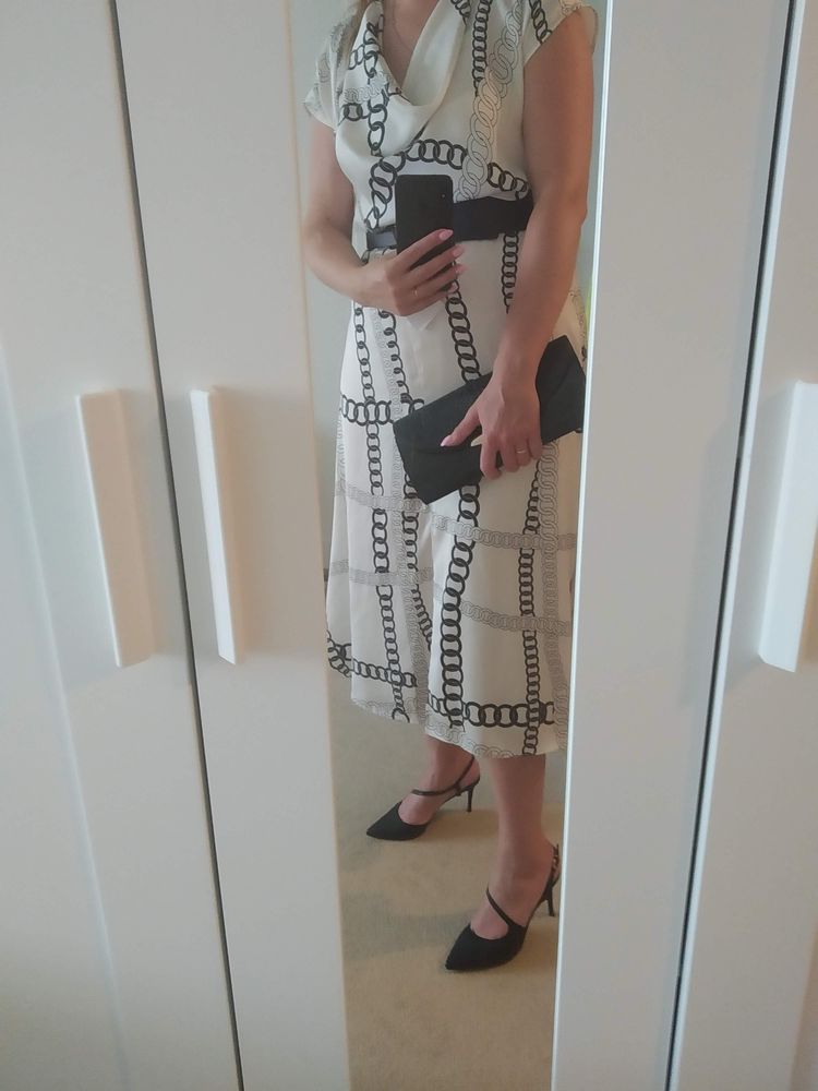 %% Sukienka ZARA r-r L