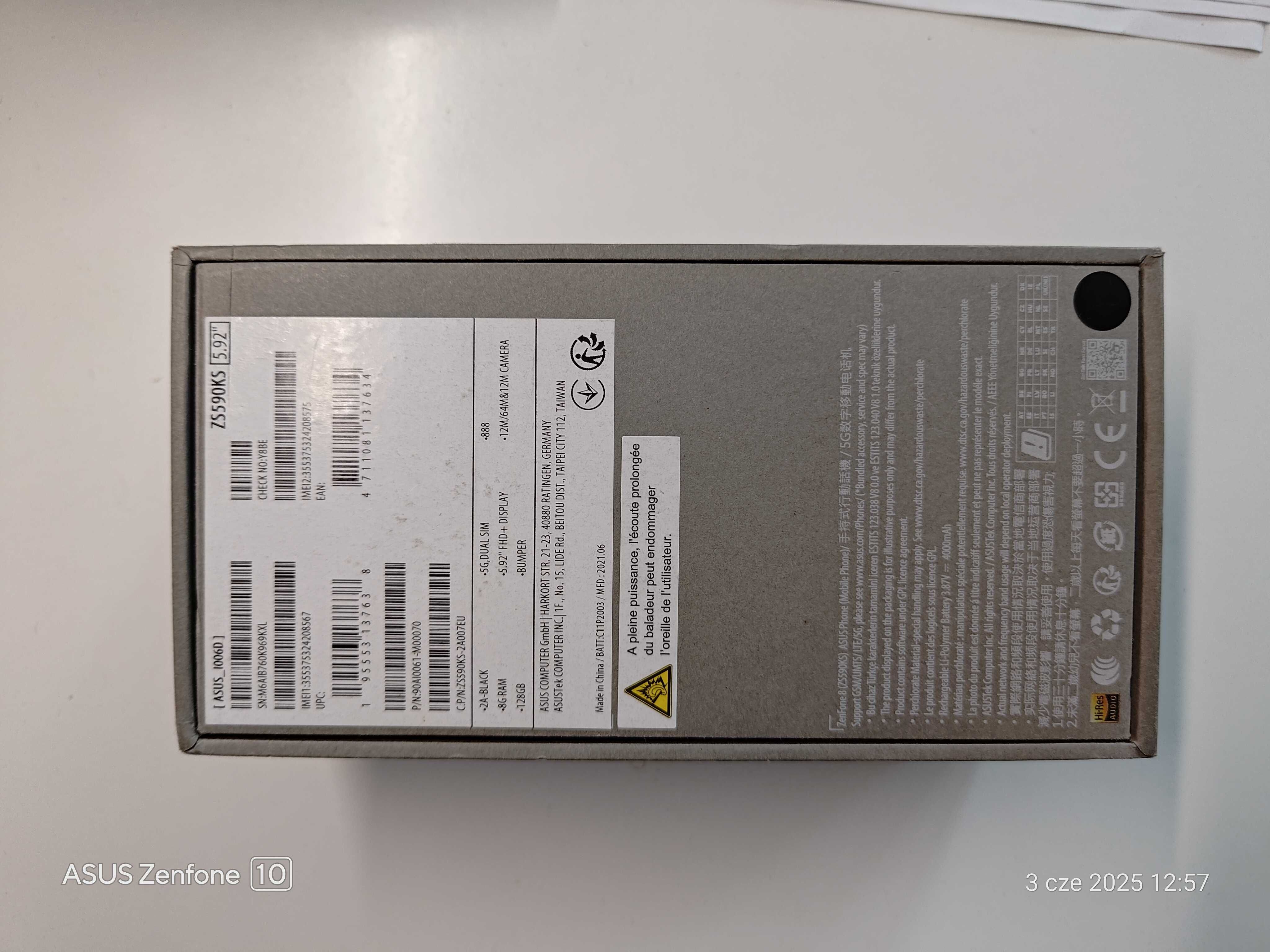 Asus Zenfon 8 czarny + gratisy