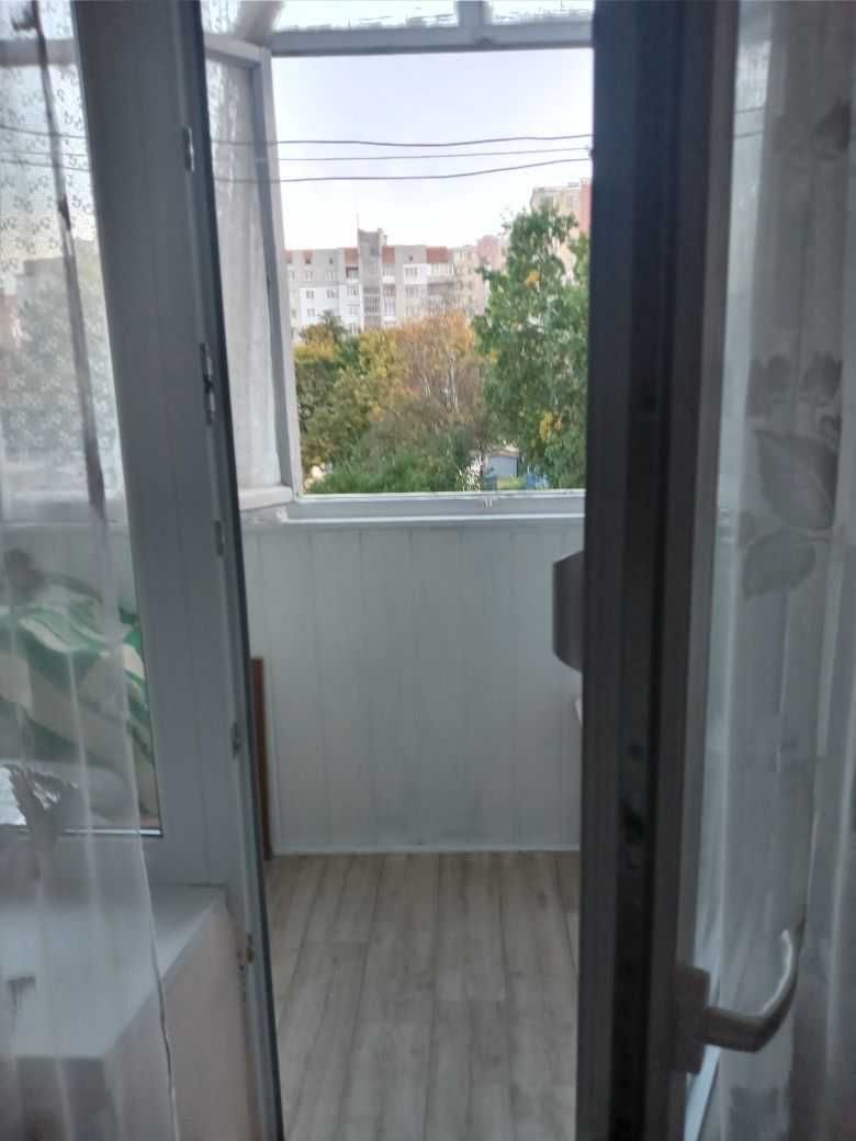 Продаж 1 кім квартири біля парку