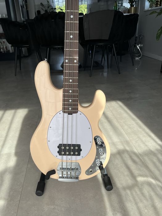 Gitara basowa Sterling ray 4 by music man