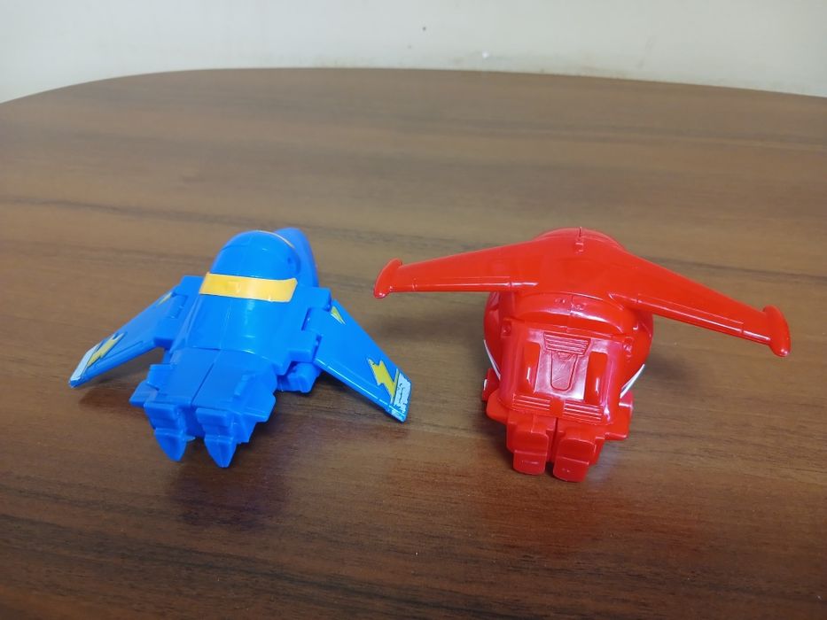 Герої супер крила Джет і Джером