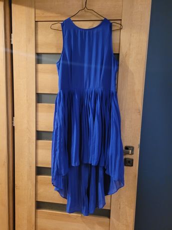 Asymetryczna plisowana sukienka