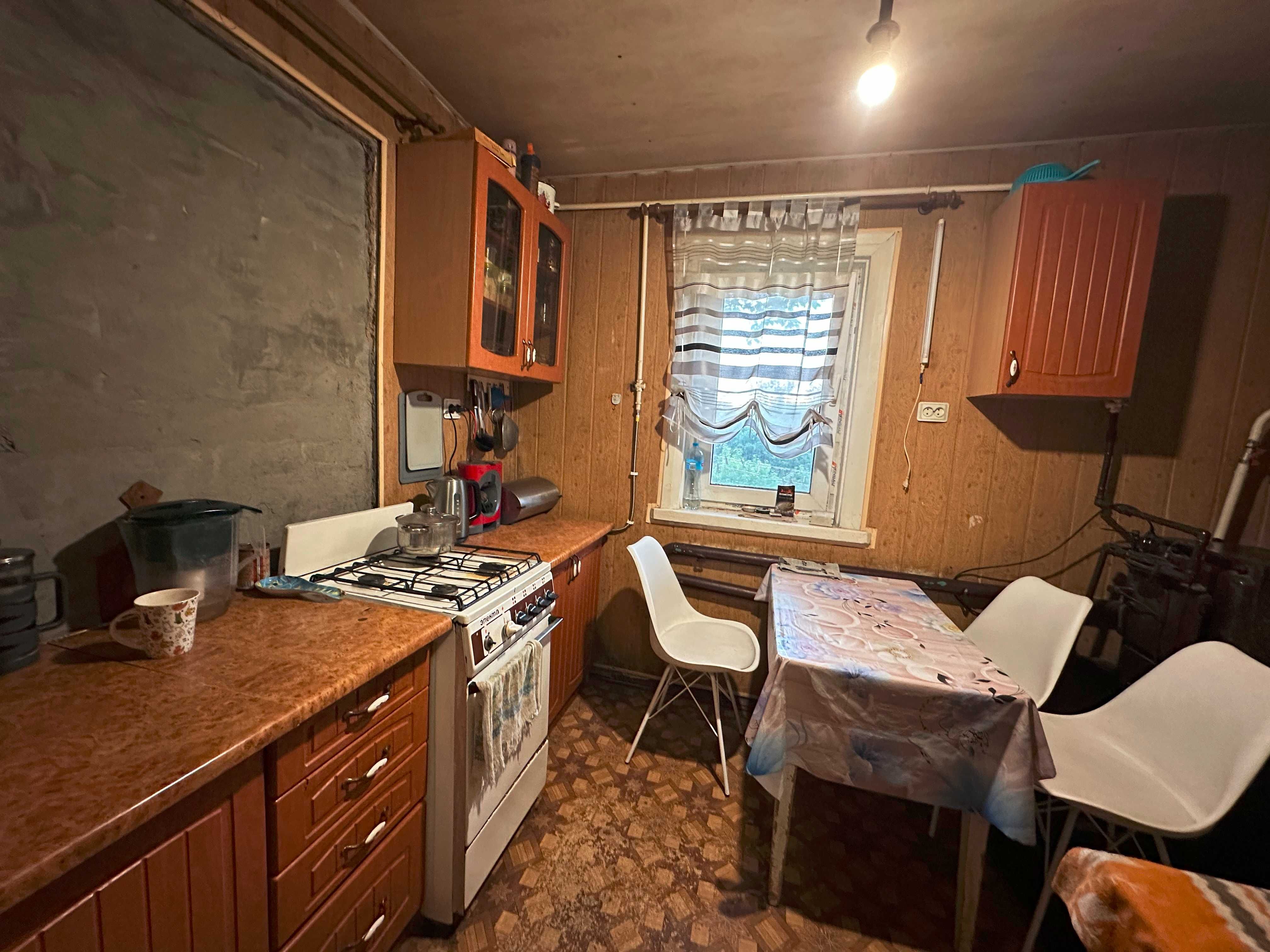 Продам будинок - 10 хвилин від метро Індустріальна (Пролетарська)