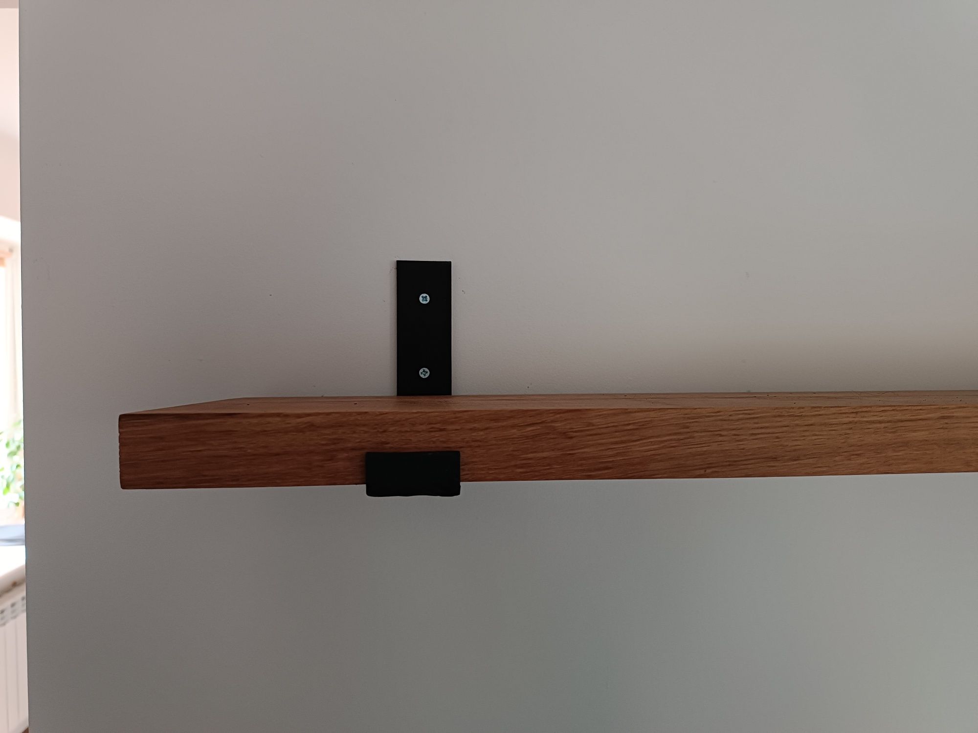 Dębowa półka ścienna w stylu LOFT